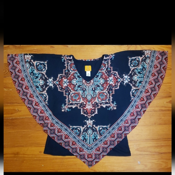 Ruby Rd. Women's Top - Navy and Red Pattern - Picture 4 of 9